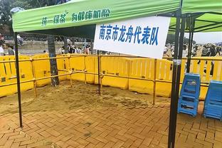 圣诞大战勇士VS掘金：维金斯因生病缺阵两场后迎来复出